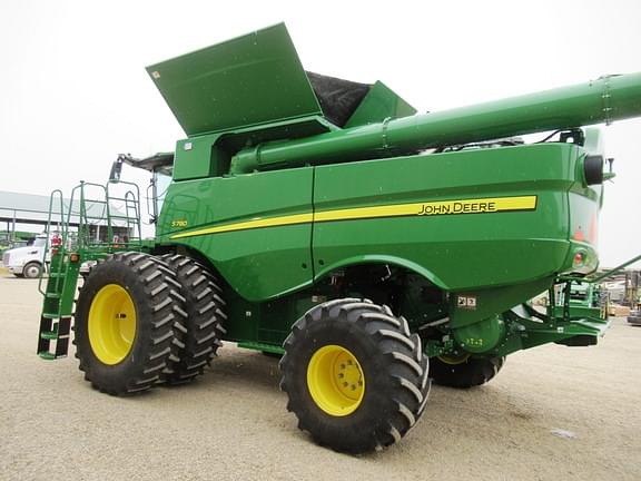 Image of John Deere S780 equipment image 4