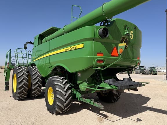 Image of John Deere S780 equipment image 2