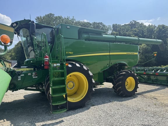 2024 John Deere S780 Equipment Image0