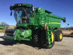 2024 John Deere S780 Image