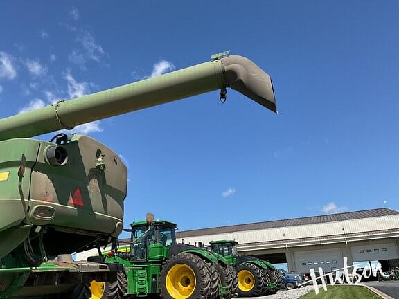 Image of John Deere S780 equipment image 2