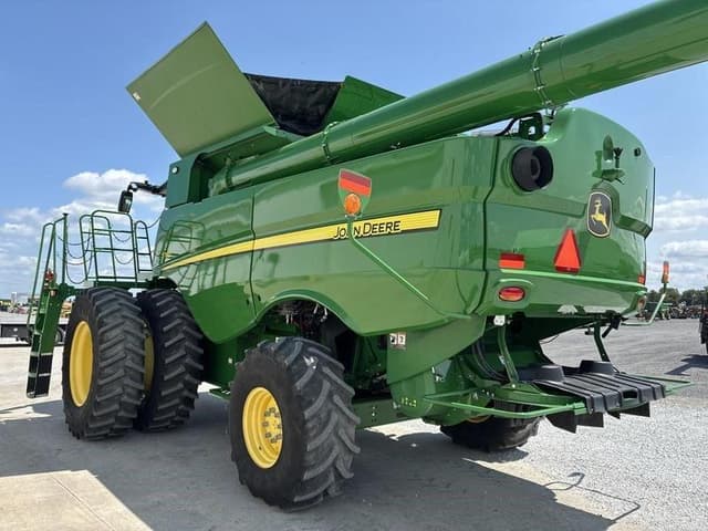 Image of John Deere S780 equipment image 3