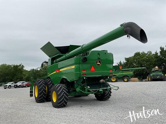 Image of John Deere S780 equipment image 2