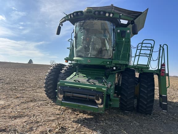 Image of John Deere S780 equipment image 3