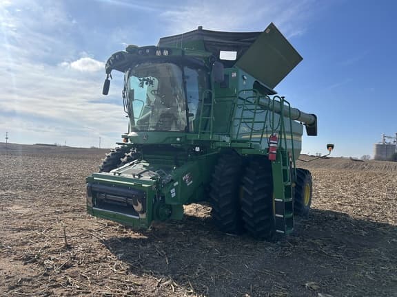 Image of John Deere S780 Primary image