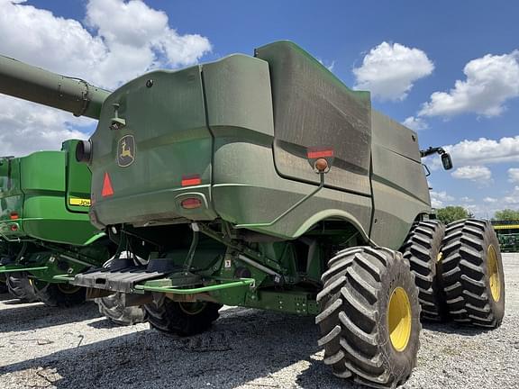 Image of John Deere S780 equipment image 2