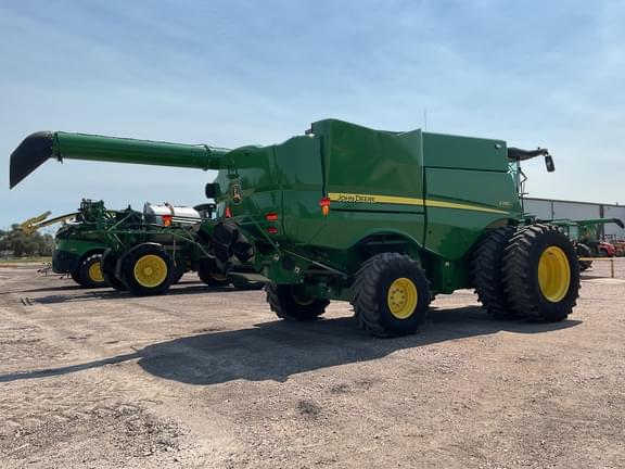 Image of John Deere S780 equipment image 3