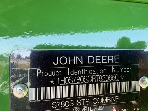 Image of John Deere S780 equipment image 4
