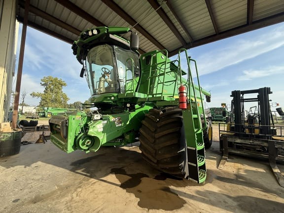 2024 John Deere S780 Equipment Image0