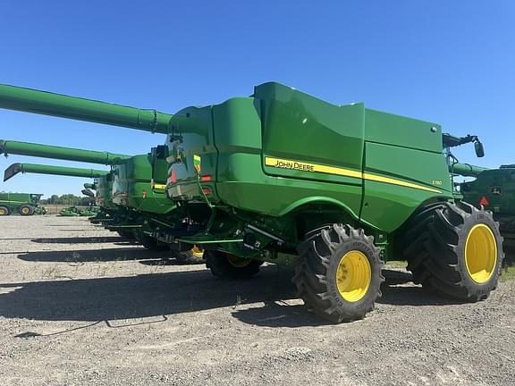 Image of John Deere S780 equipment image 3