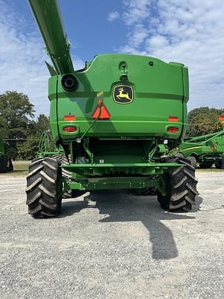 Image of John Deere S780 equipment image 2