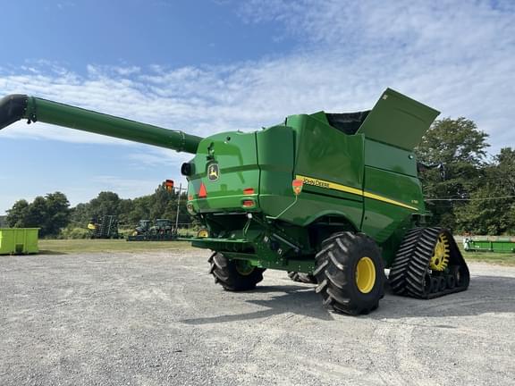 Image of John Deere S780 equipment image 3