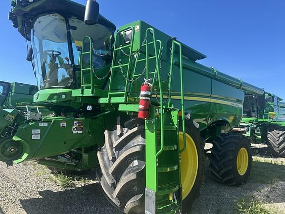Image of John Deere S780 Primary image