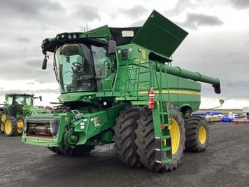 Main image John Deere S780