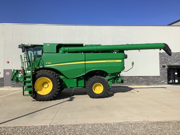 2024 John Deere S780 Equipment Image0
