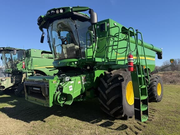 Image of John Deere S780 Primary image
