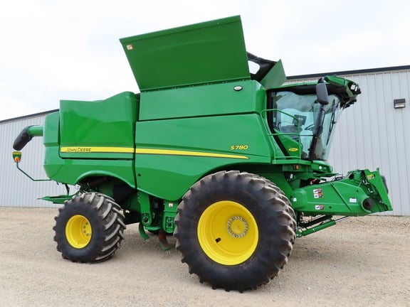 2024 John Deere S780 Equipment Image0