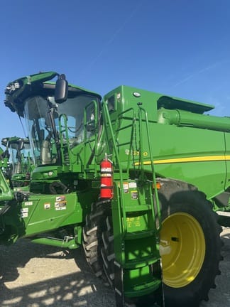2024 John Deere S780 Equipment Image0