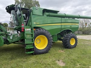 2024 John Deere S780 Image