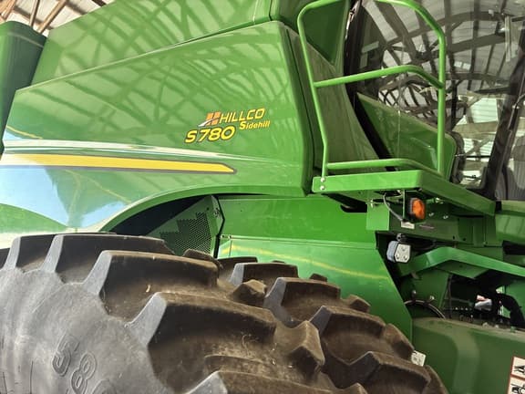 Image of John Deere S780 equipment image 4