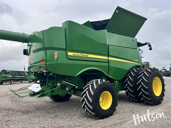 Image of John Deere S780 equipment image 1