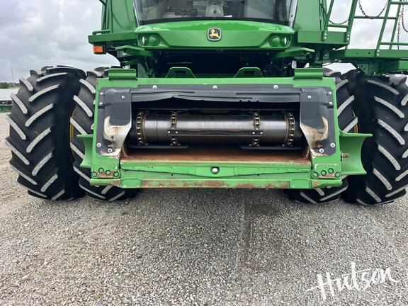 Image of John Deere S780 equipment image 4