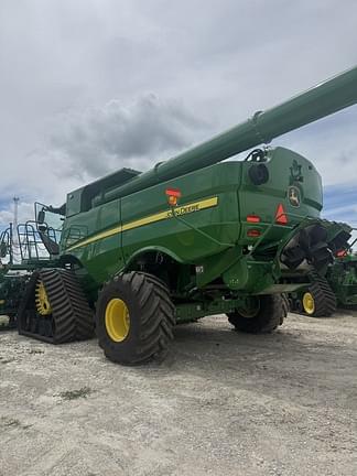 Image of John Deere S780 equipment image 4