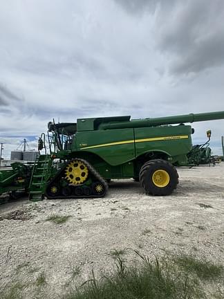 Image of John Deere S780 equipment image 3