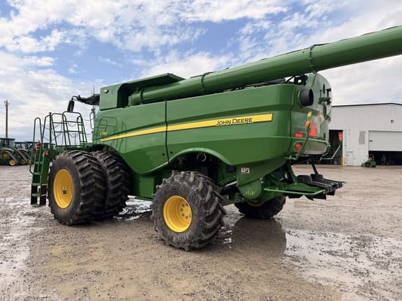 Image of John Deere S780 equipment image 3