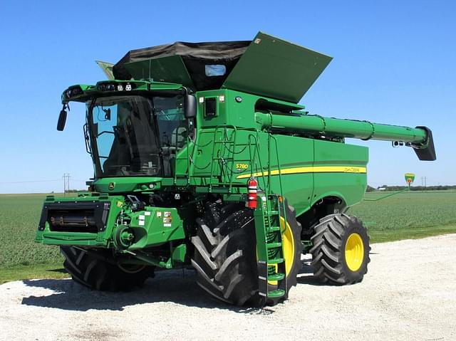 Image of John Deere S780 equipment image 2