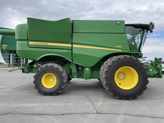 2024 John Deere S780 Equipment Image0