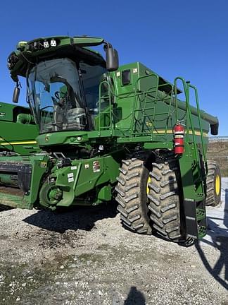 Image of John Deere S780 Primary image