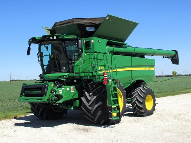 Image of John Deere S780 equipment image 1