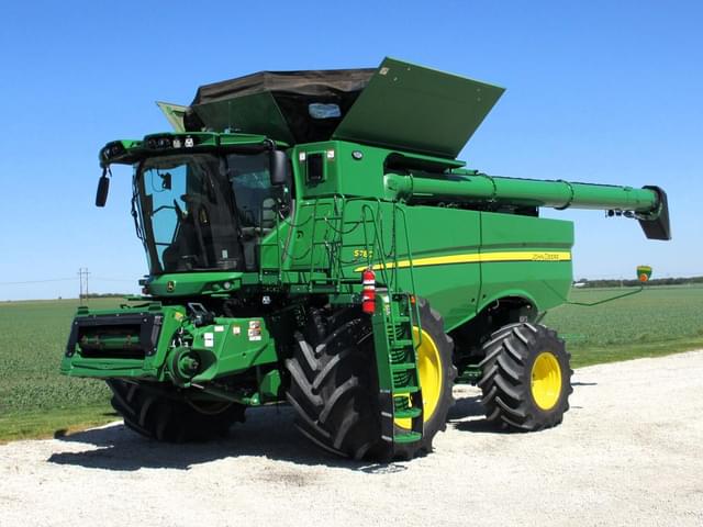 Image of John Deere S780 equipment image 2