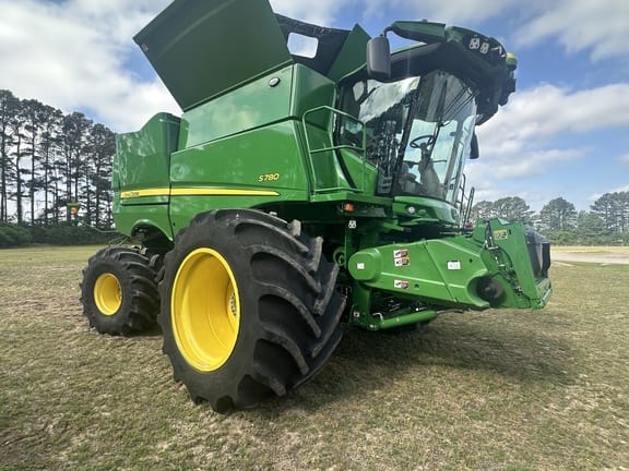 2024 John Deere S780 Equipment Image0