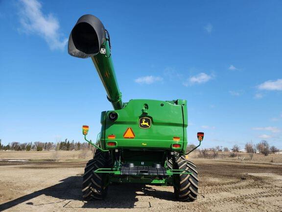 Image of John Deere S780 equipment image 3