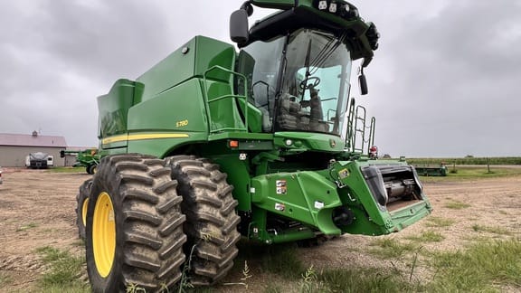 2024 John Deere S780 Equipment Image0