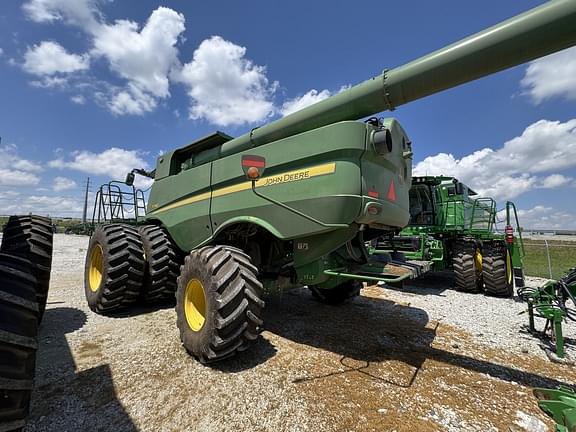 Image of John Deere S780 equipment image 3