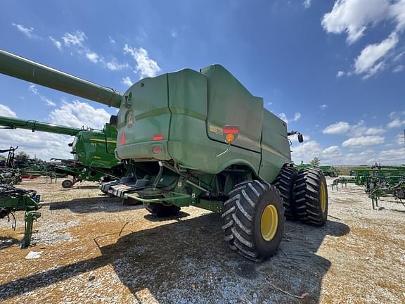 Image of John Deere S780 equipment image 2
