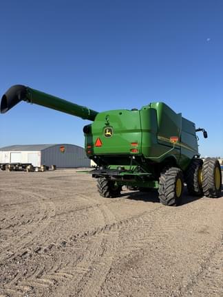 Image of John Deere S780 equipment image 4