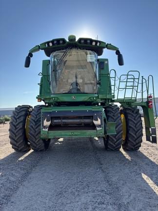 Image of John Deere S780 equipment image 1