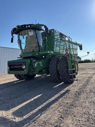 Image of John Deere S780 Primary image