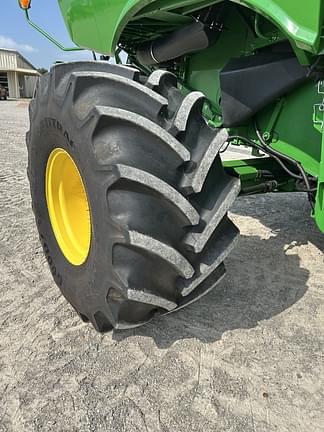 Image of John Deere S780 equipment image 3