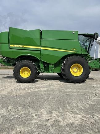Image of John Deere S780 equipment image 2