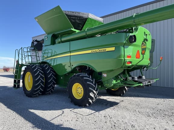 Image of John Deere S780 equipment image 3