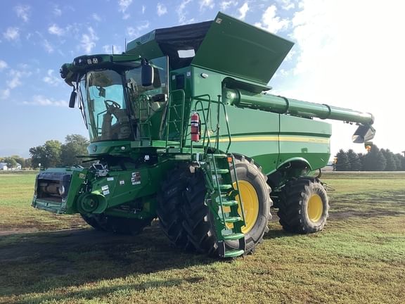 2024 John Deere S780 Equipment Image0