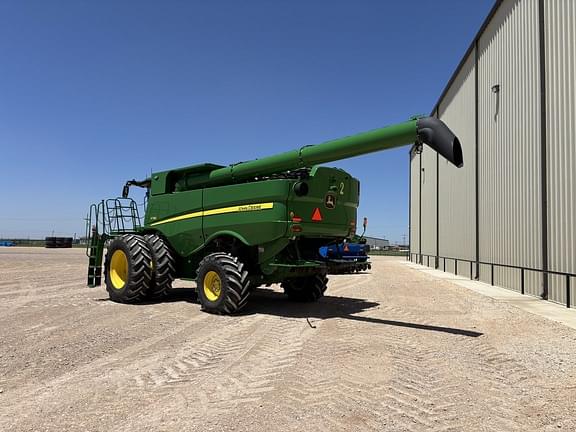 Image of John Deere S780 equipment image 2
