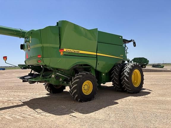 Image of John Deere S780 equipment image 4