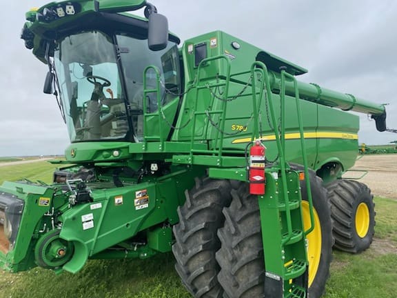 Main image John Deere S780