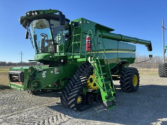 Image of John Deere S780 Primary image
